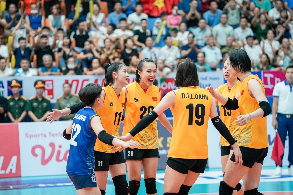 Local volleyballers’ first win at Asian championship